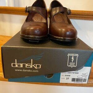 DANSKO BECCA Women’s Brown Leather Mary Jane Style Pumps